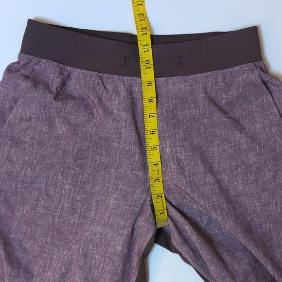 Lululemon Maroon T.H.E Short - Men's Size Small Lightweight Gym Athletic - Picture 9 of 9